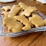 vianočné medovníky v miske